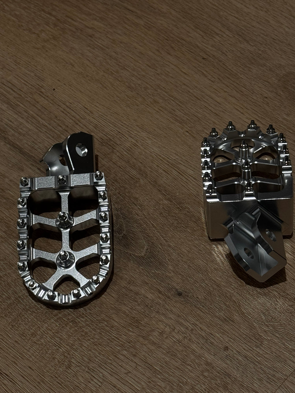 Talaria x3 pegs